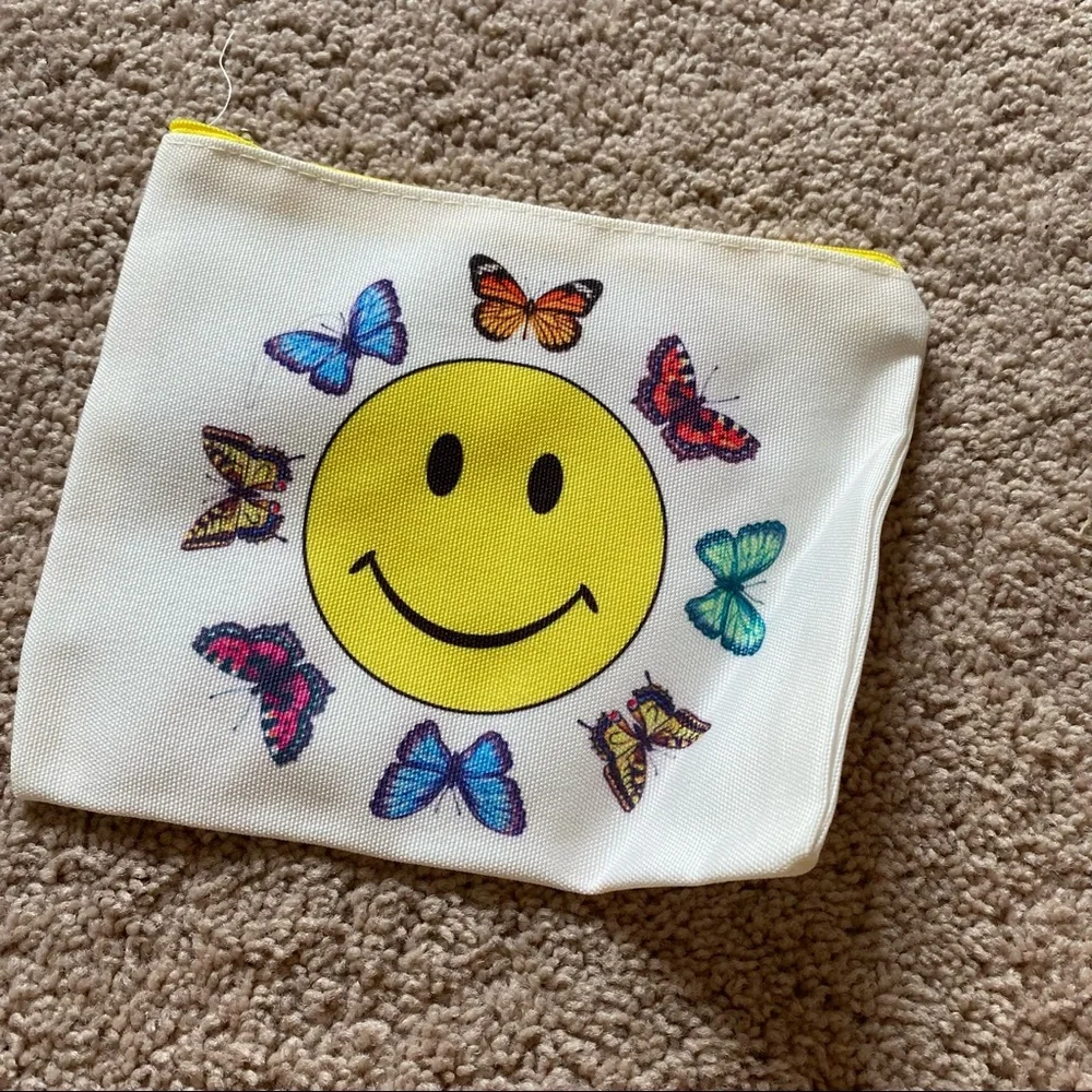 🙂🦋 zipper pouch